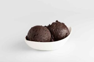 Naravni sladoled v KavaNaravni sladoled v Kavarni Cappuccino - Temna čokolada (vegan)